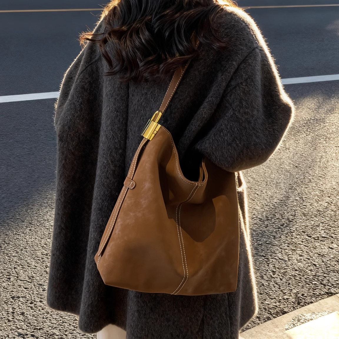 百搭单肩包高级感通勤托特包