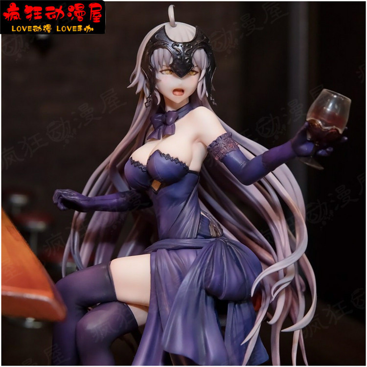 fate命运之夜赛车服尼禄再三降临saber塞巴贞德蹲姿模型手办摆件