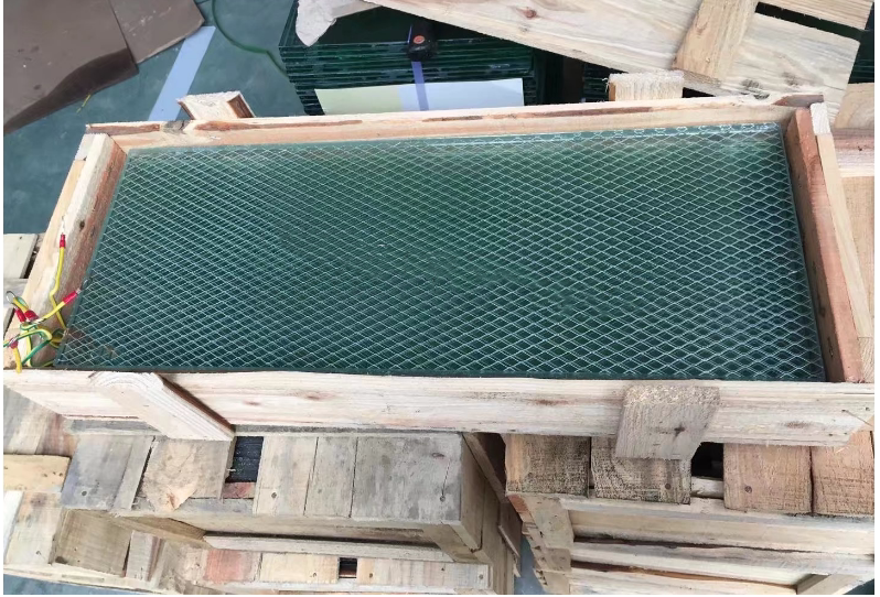 屏蔽网玻璃 夹丝玻璃 防爆玻璃厂家直销 钢化防爆夹丝玻璃