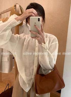 alive moment 2025春夏新款韩系褶皱木耳边设计感气质纯色衬衫女