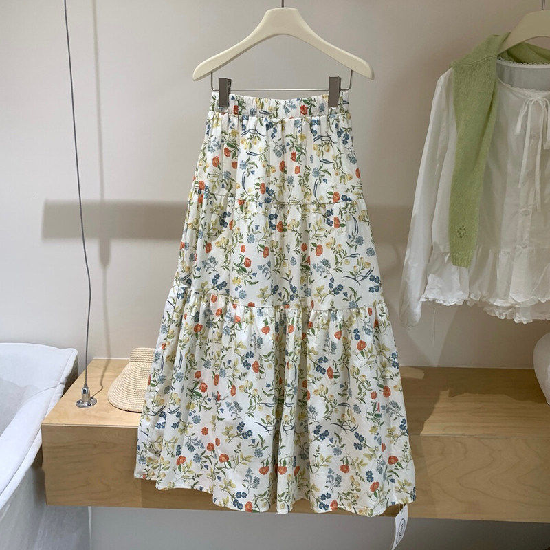 法式甜美碎花a字松紧腰白色百褶半身裙女夏季新款小个子中长裙子