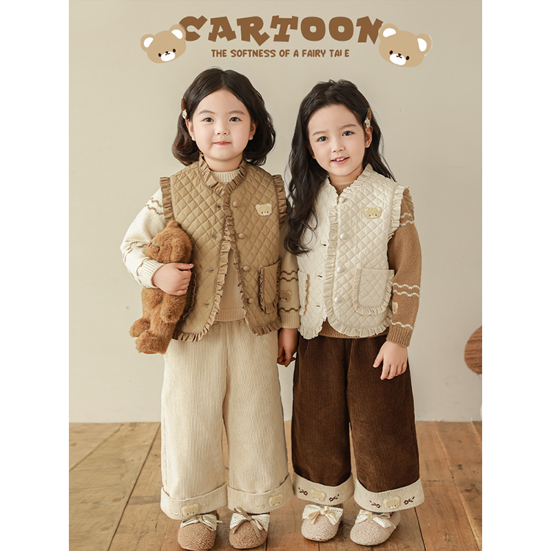 幼悠女童小熊绣花棉马甲冬季元气可爱木耳花边蘑菇包扣保暖背心潮