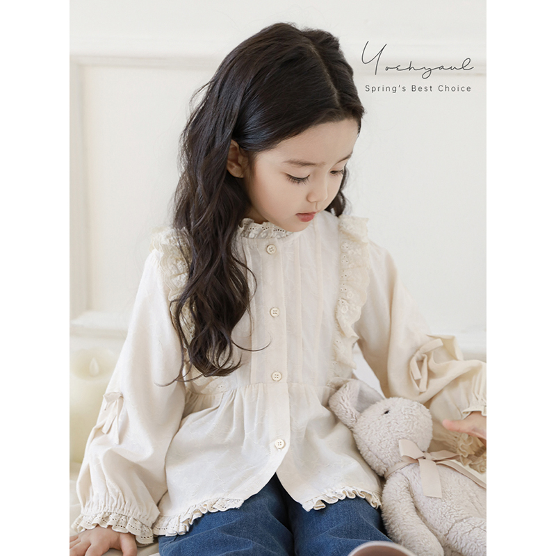 幼悠女童洛丽塔风衬衫2025春季甜美可爱小灯笼袖镂空花边休闲上衣