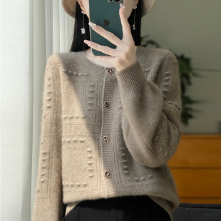 秋冬季新款圆领羊毛针织衫女士七针加厚黑色蝴蝶结扣毛衣开衫外套