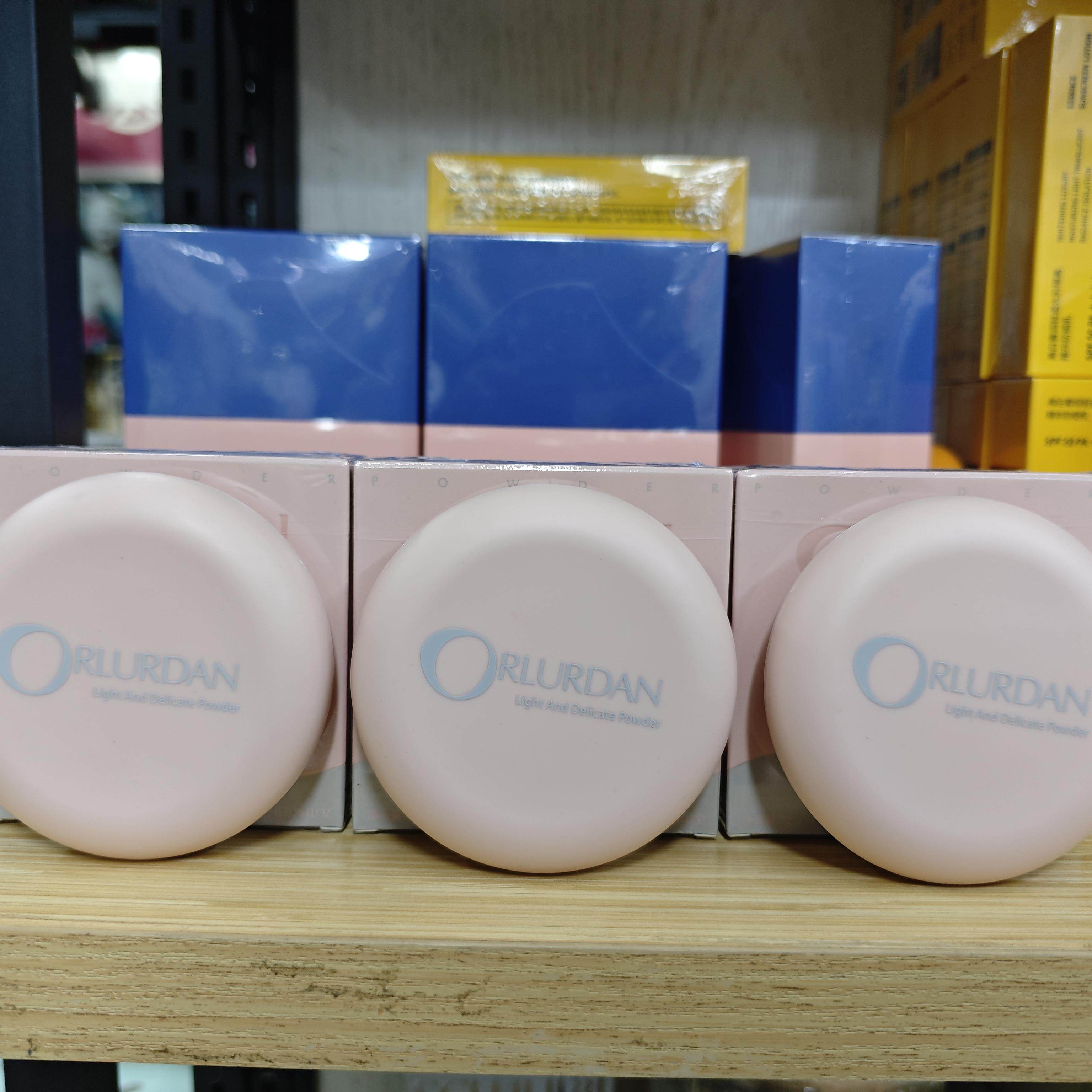 奥洛丹轻透细腻修容粉饼绒雾持妆不易脱妆清透修饰瑕疵不易卡粉