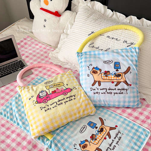 抱枕被子两用毯子二合一