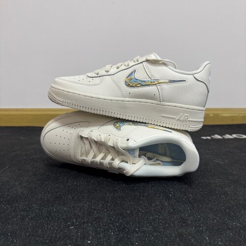 Nike耐克AF1经典低帮白色板鞋