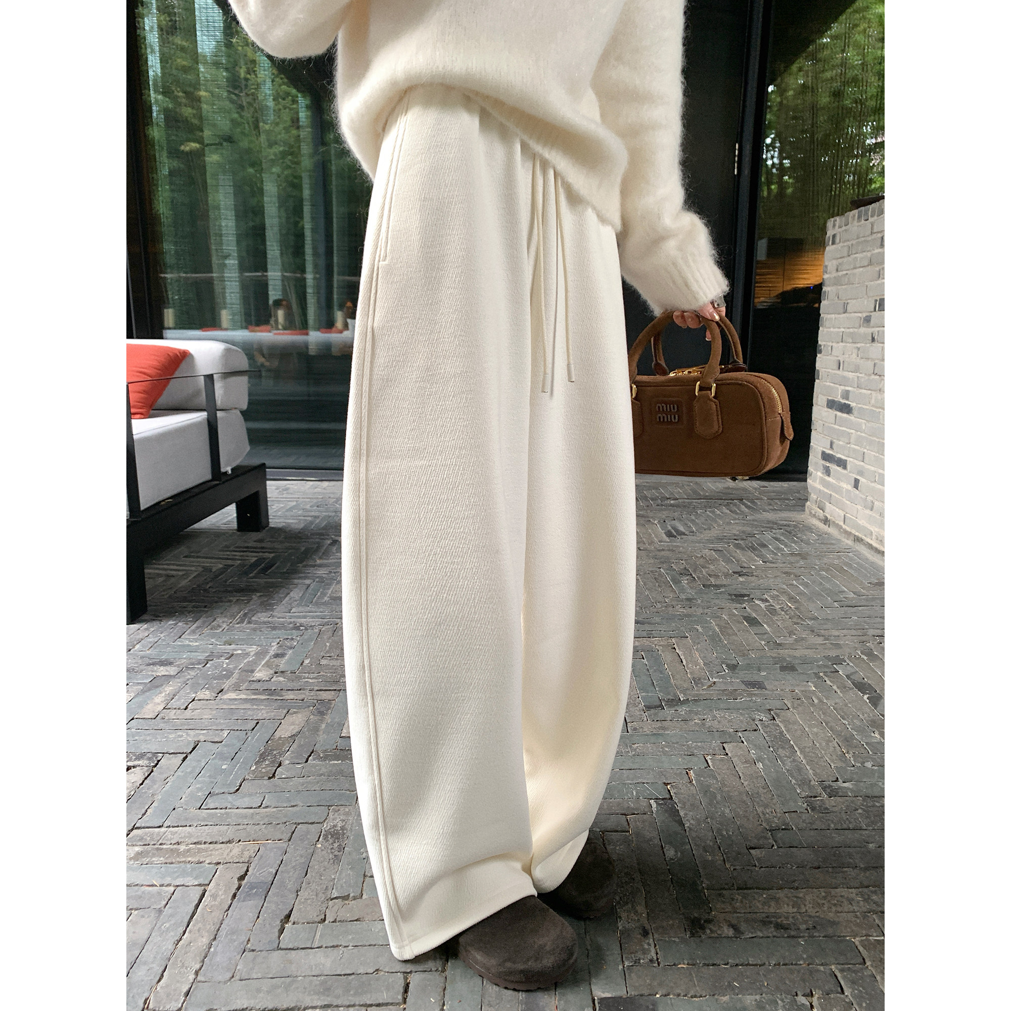 大小姐77 500g醋酸羊毛混纺加厚加绒过冬保暖显瘦弯刀休闲阔腿裤