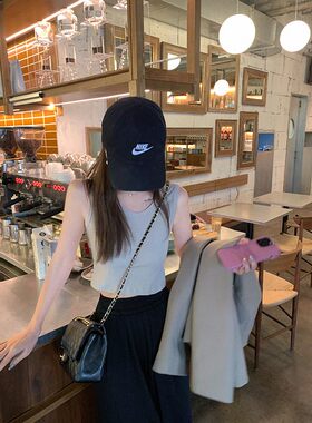 大小姐77定制面料纹理感搭配加分日常好穿洋气好搭囤货两色小背心