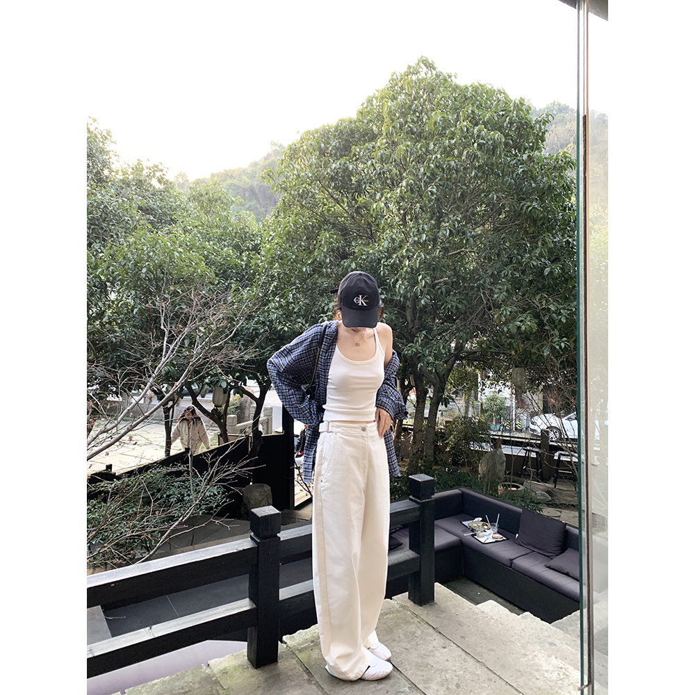 大小姐77 重磅韩国时髦博主感白色牛仔春夏薄款显瘦阔腿裤弯刀裤