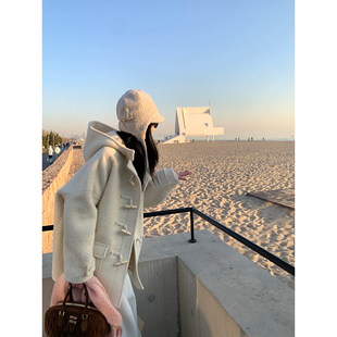 大小姐77 苏力羊驼毛拉绒柔软蓬松牛角扣宽松中长款大衣厚外套