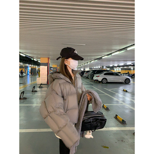 大小姐77 “保命小暖炉”高克重90白鹅绒保暖肯豆保暖连帽羽绒服