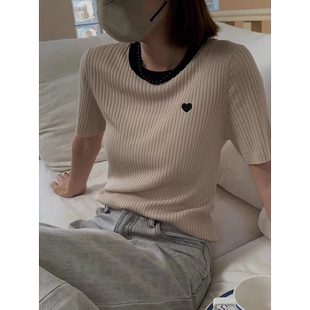 9636爱心撞色圆领针织短袖 衣长61 上衣 雯雯推荐