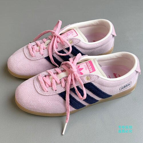 Adidas三叶草26款女子迪士尼柴郡猫联名GAZELLE薄底休闲鞋KH5898