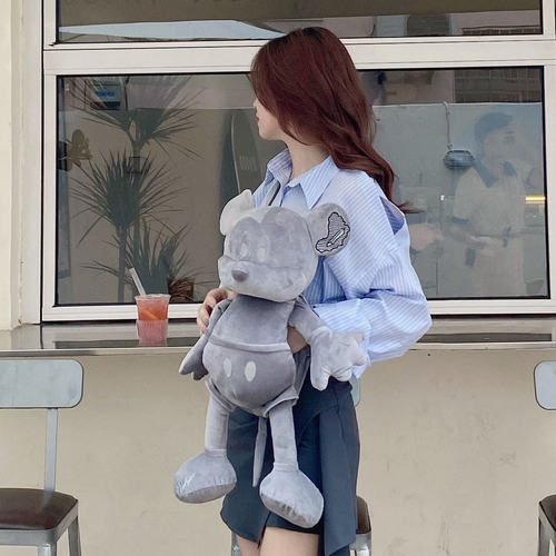 可以背萌萌充电暖宝宝