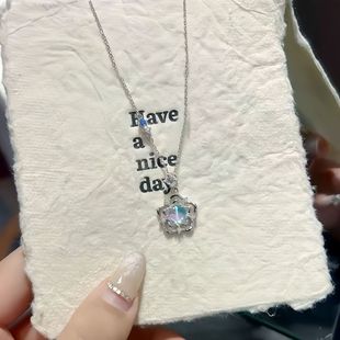 超仙幻彩五角星项链女海洋之心学生党秋冬款平价显贵锁骨链星星