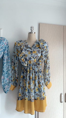 2026春夏新款韩国东大门荷叶边碎花雪纺珍珠扣甜美气质连衣裙显瘦