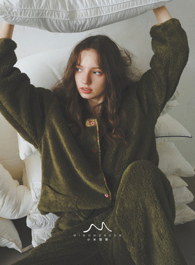 绿野仙境·ju显白苔藓绿仙气拼接碎花珊瑚绒家居服套装秋冬厚睡衣