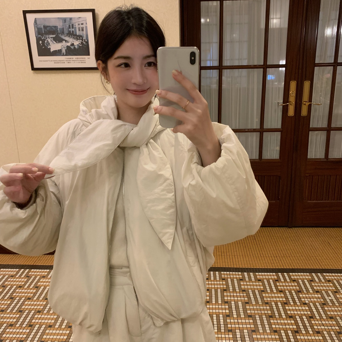 ONION-盈保暖可脱卸帽领两穿保暖羽绒服外套(配帽领披肩)Y258001
