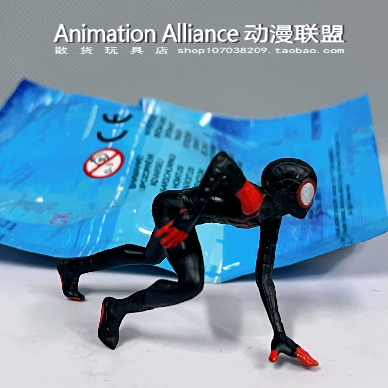 蜘蛛侠迈尔斯.莫拉莱斯潮玩手办