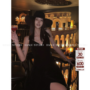 HanLu studio小众原创早秋内搭长款吊带丝绒立体剪裁黑色连衣裙