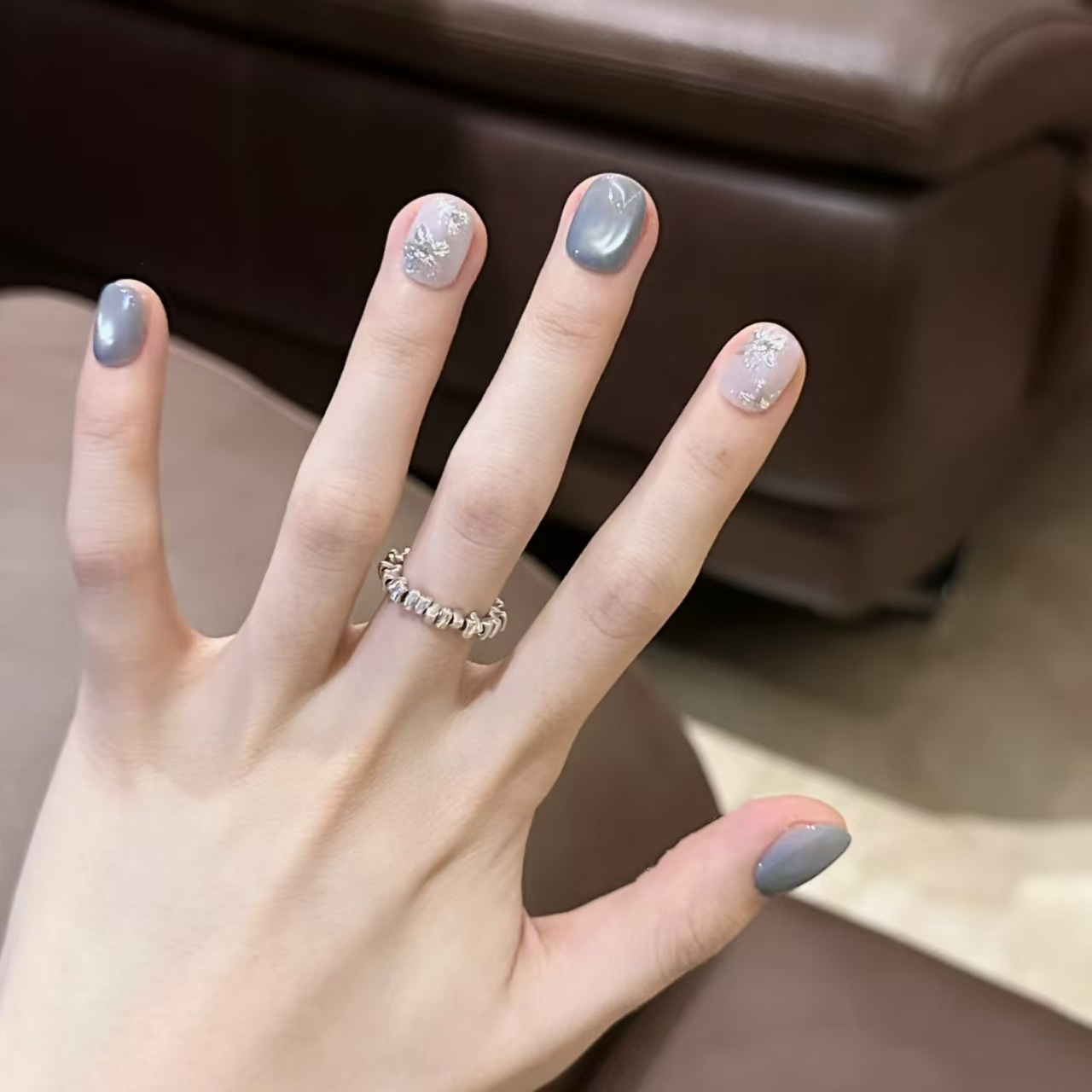 灰调纯手工短款猫眼法式穿戴甲