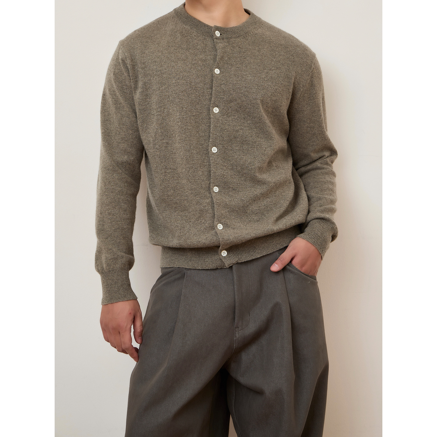 亲肤柔软超细羊毛复古针织开衫