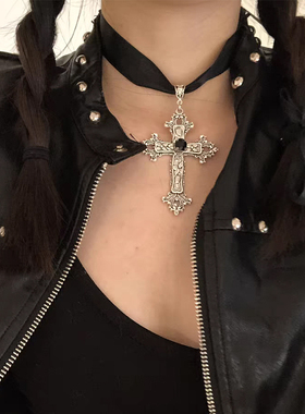 复古哥特风黑色潮酷项链玫瑰颈链