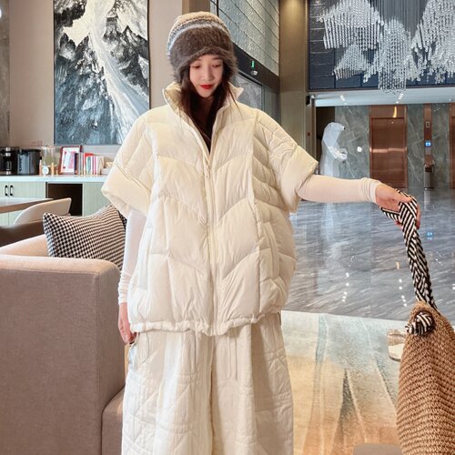 2026新款白鸭绒加厚立领马甲女