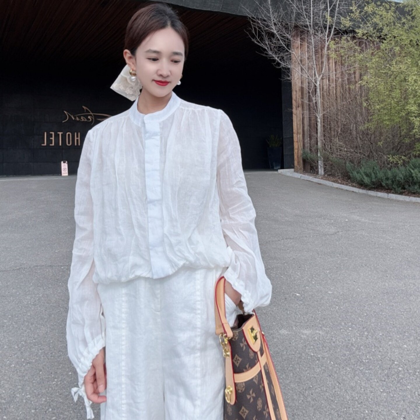 夏季薄款苎麻宽松女短外套洋气图片