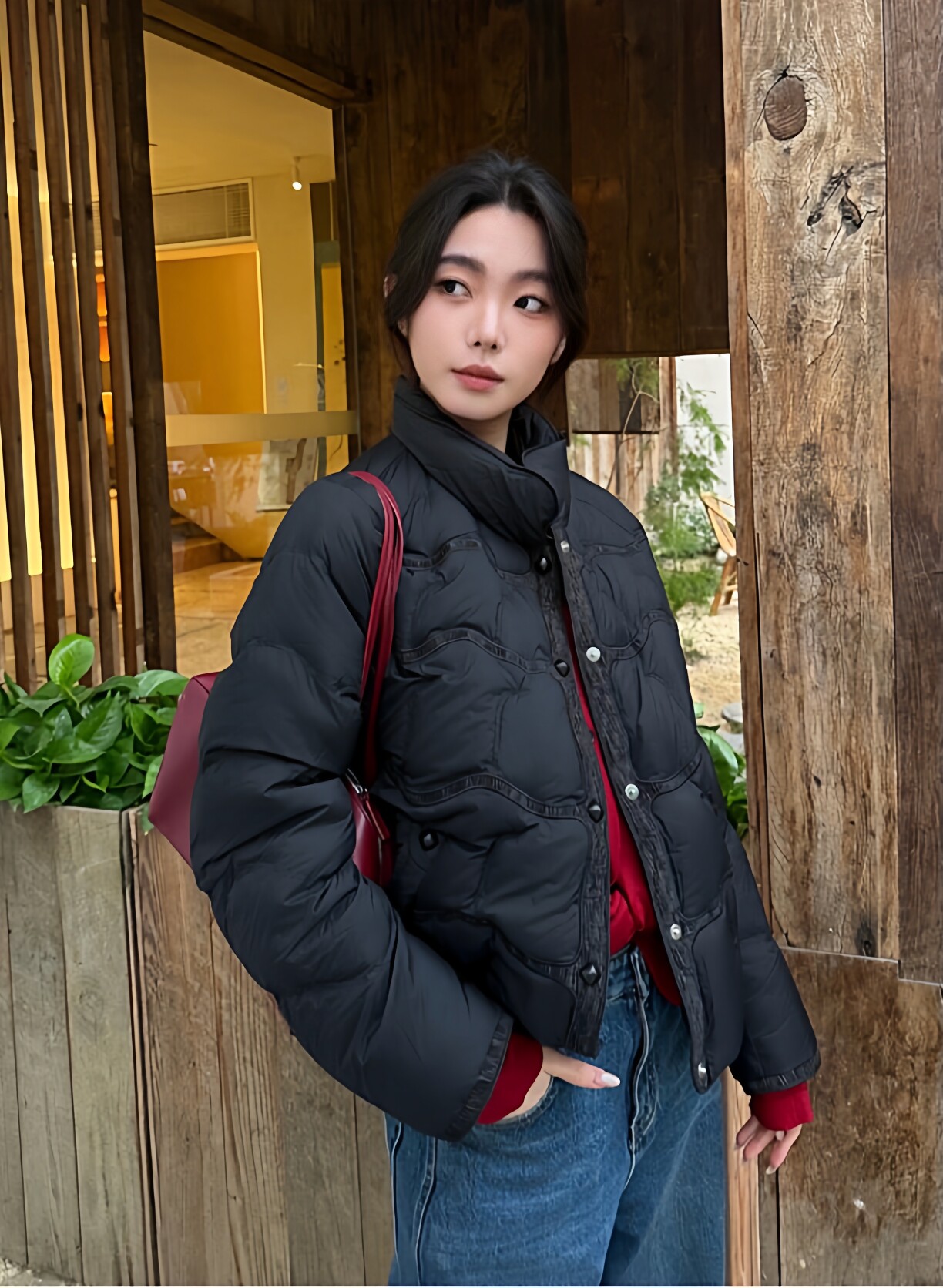 欧洲站2025冬季新款时尚百搭立领长袖羽绒服女修身显瘦保暖外套