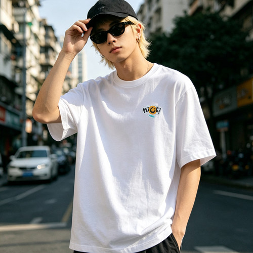 笑脸刺绣NICE白色短袖恤男夏季新款小众刺绣宽松落肩休闲情侣半袖