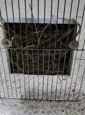 草架外置内置两用兔子龙猫专用笼外可固定式不锈钢草架不浪费草