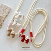 手机壳背夹挂绳可斜挎背带秋冬毛绒可爱小马防摔防丢女款 背夹