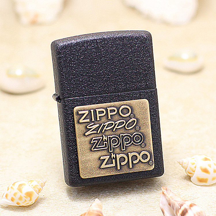 ZIPPO经典黑裂漆送朋友纯铜
