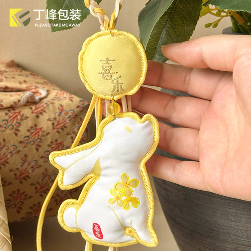 丁峰国风中秋月兔桂花礼篮挂件