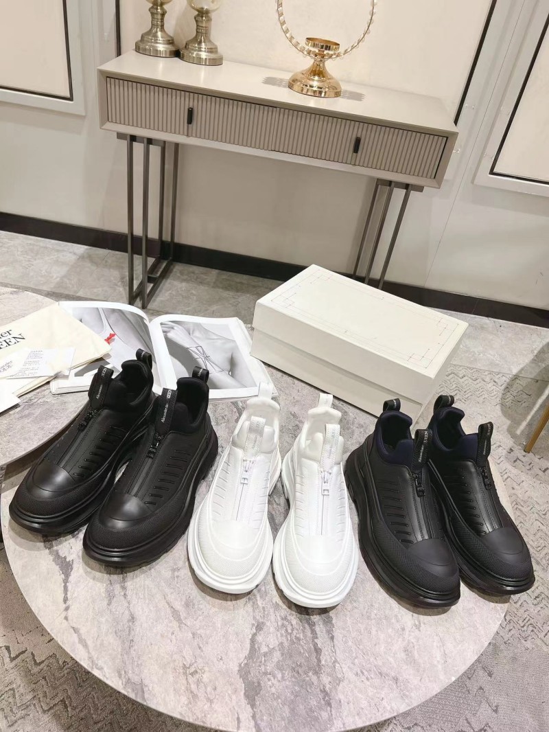 2025新款厚底增高帮鞋男女马丁靴前拉链机能风炫酷老爹鞋明星同款