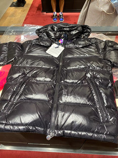 外套夹克 绗缝亮面纯色连帽羽绒服男女款 海外折扣店直邮 maire经典