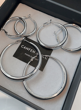 赵露思同款耳环2026新款高级感耳饰许我耀眼耳圈简约银色圆圈耳扣