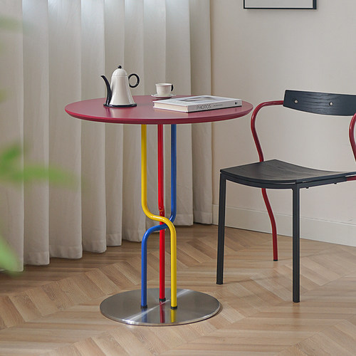 北欧马卡龙圆桌家用实木圆形餐桌