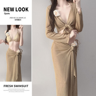 2026新款纯欲辣妹比基尼长袖罩衫海边拍照好看温泉度假泳衣四件套