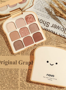 NOVO晴采柔幻吐司九色眼影盘腮红