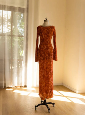 吉然JIRANDESIGN-真丝桑蚕丝长袖斜裁高端连衣裙写真拍照超长裙