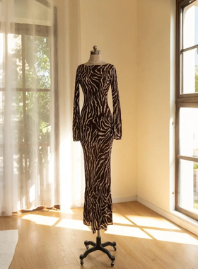 吉然JIRANDESIGN-真丝桑蚕丝长袖斜裁斑马纹连衣裙超长裙高个子