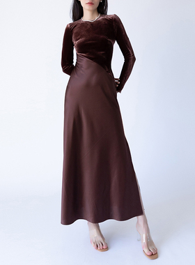 JIRANDESIGN设计师私人定制美拉德色轻奢复古真丝丝绒连衣裙走秀