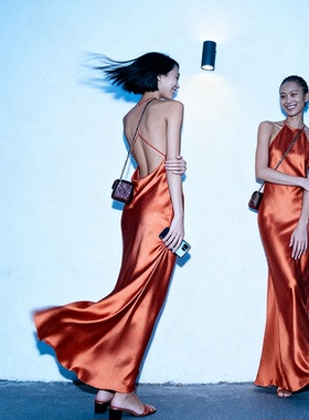 JIRANDESIGN月下缪斯-法式挂脖露背吊带连衣裙女高端度假写真长裙