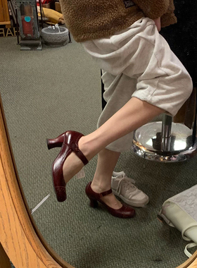 9号鞋坊！中古款可爱圆头玛丽珍高跟鞋浅口一字带粗跟单鞋婚红色
