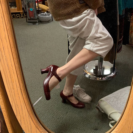 9号鞋坊！中古款可爱圆头玛丽珍高跟鞋浅口一字带粗跟单鞋婚红色
