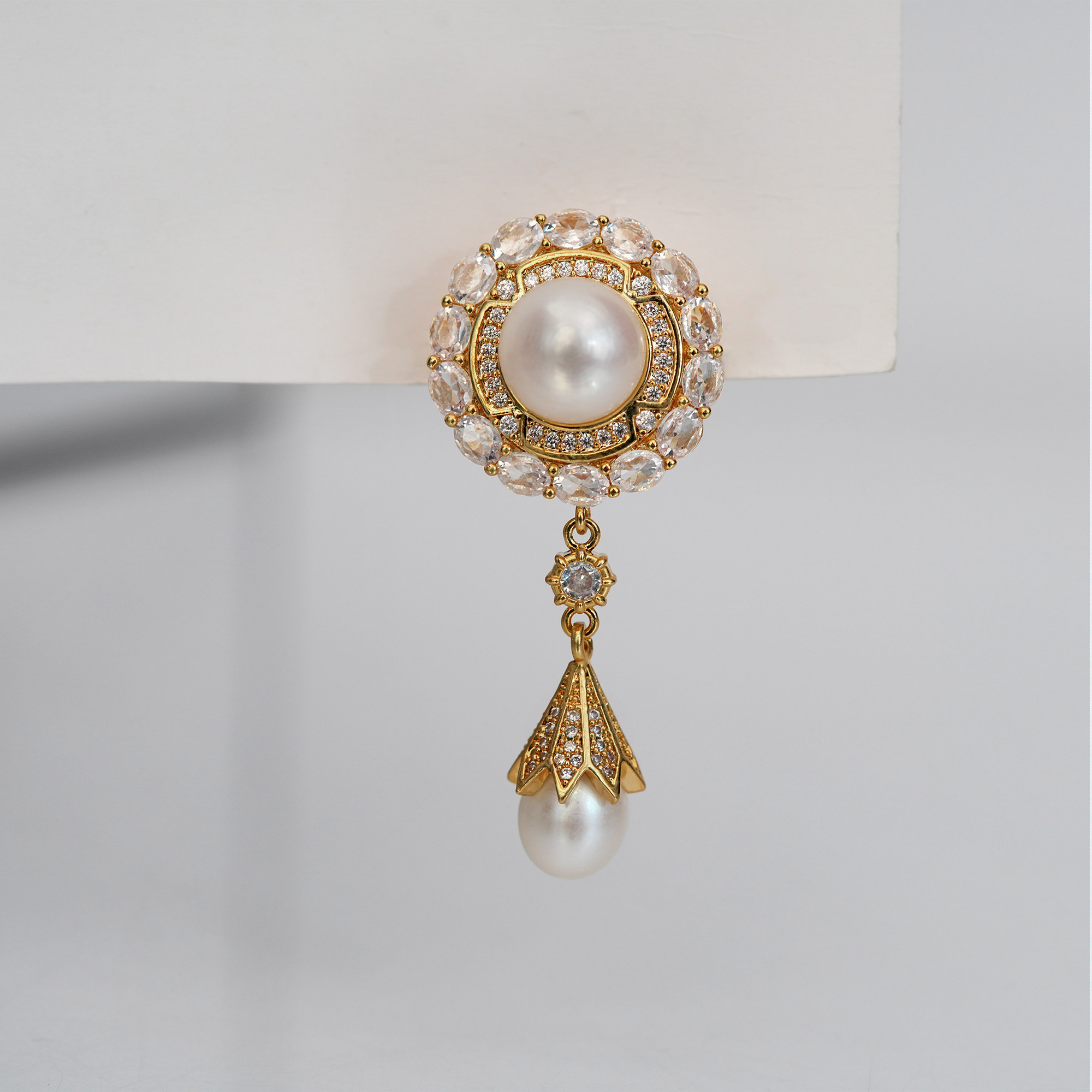 【可乐优选】伯爵淡水无核珍珠胸针