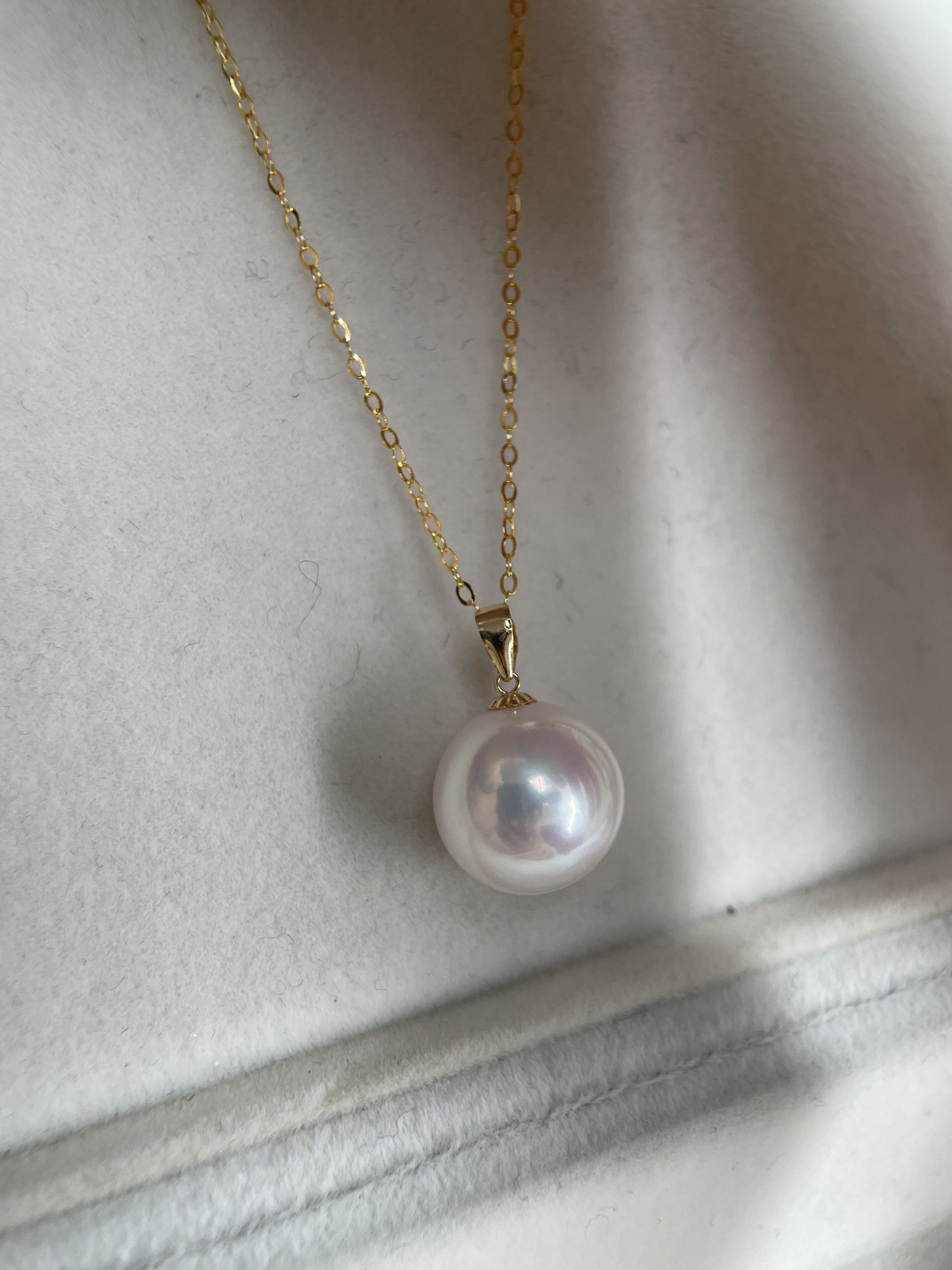 18k金瓜子扣天然淡水珍珠吊坠正圆极强光无暇大颗送妈妈礼物澳白